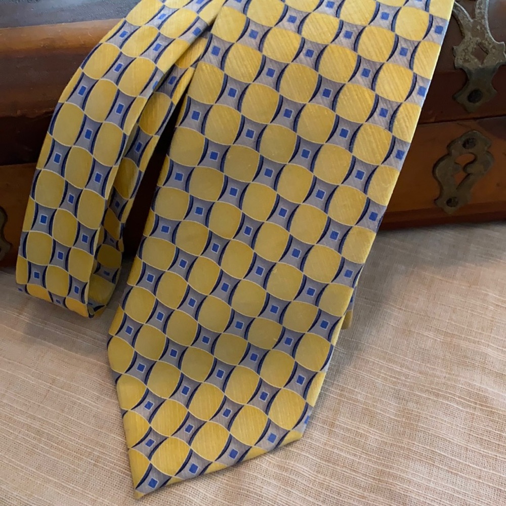 Meeting Street Handmade x-long tie